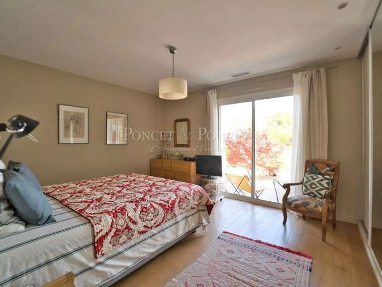 Maison Juvignac - 4 chambres - 200m²