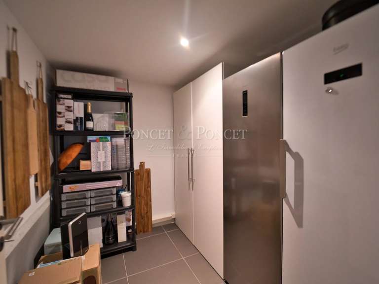 House Juvignac - 4 bedrooms - 180m²