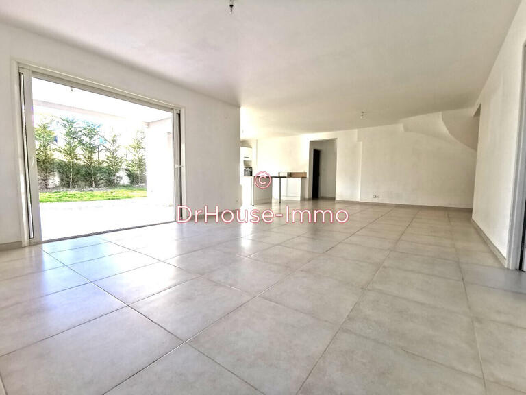 Villa Juvignac - 4 bedrooms - 145m²