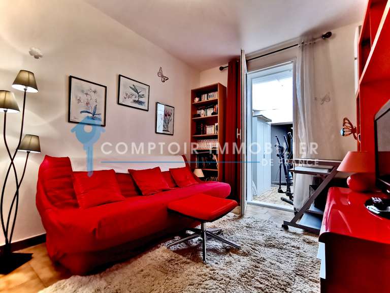 Villa Juvignac - 5 bedrooms - 150m²