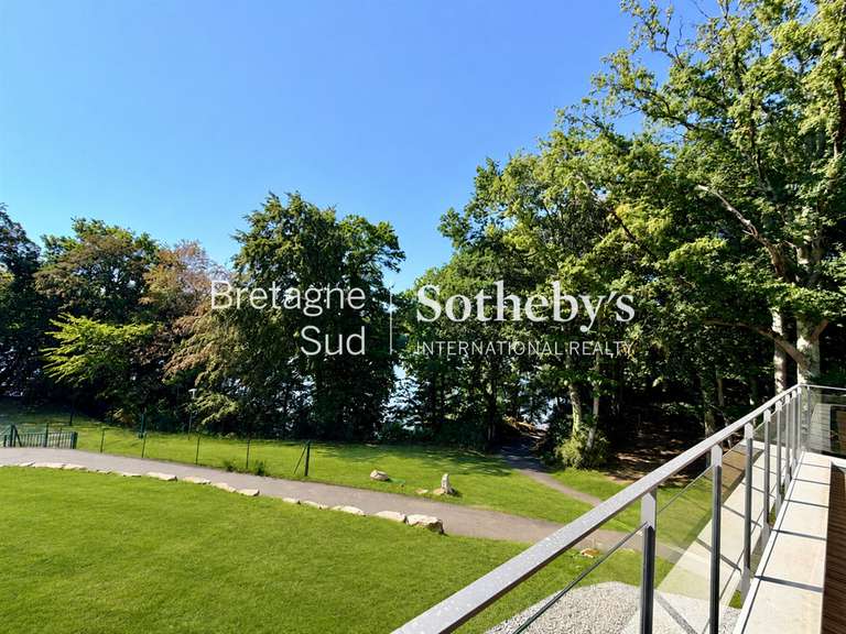 Maison Kervignac - 3 chambres - 139m²