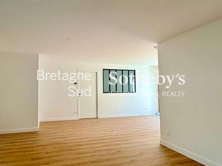 Maison Kervignac - 3 chambres - 139m²