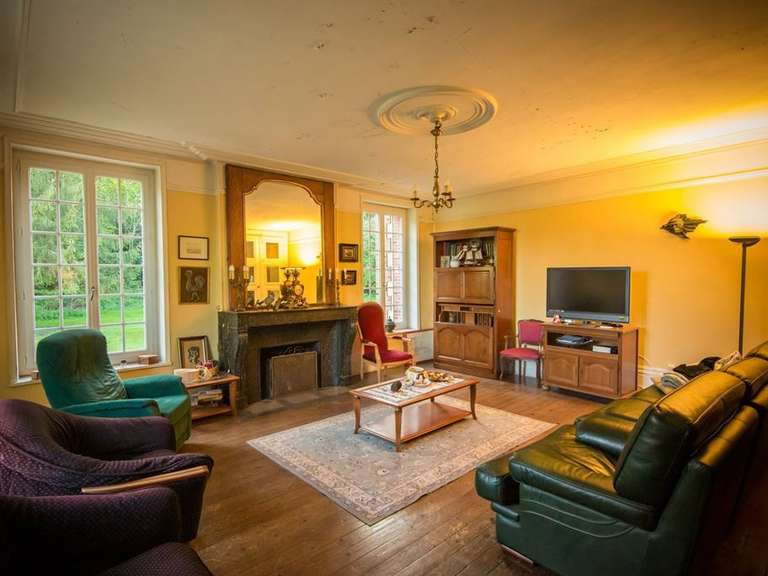 Château L'Aigle - 16 chambres - 650m²