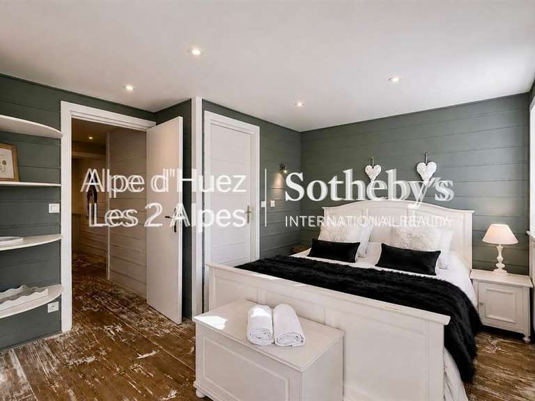Chalet L'alpe-d-huez - 8 chambres - 444m²