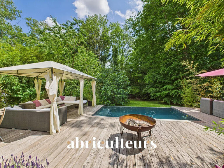 Maison L'Étang-la-Ville - 6 chambres - 390m²