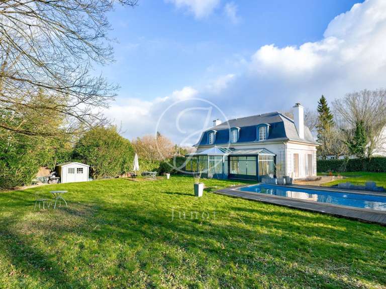 Maison L'Étang-la-Ville - 4 chambres - 331m²