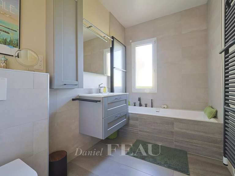 Maison L'Étang-la-Ville - 4 chambres - 216m²