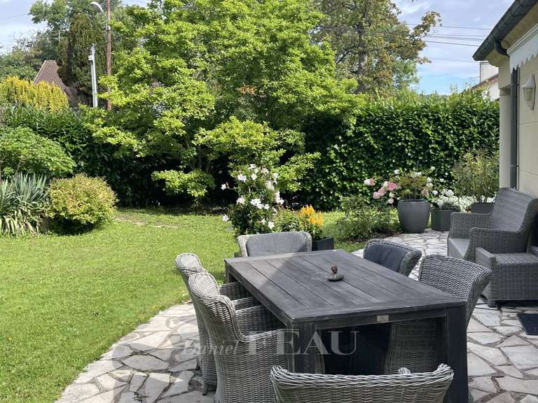 Maison L'Étang-la-Ville - 4 chambres - 216m²