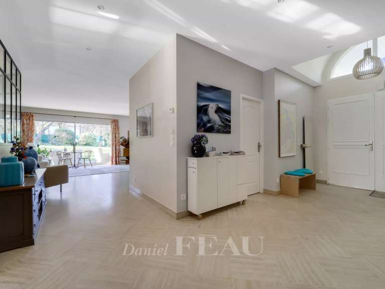 Maison L'Étang-la-Ville - 4 chambres - 216m²