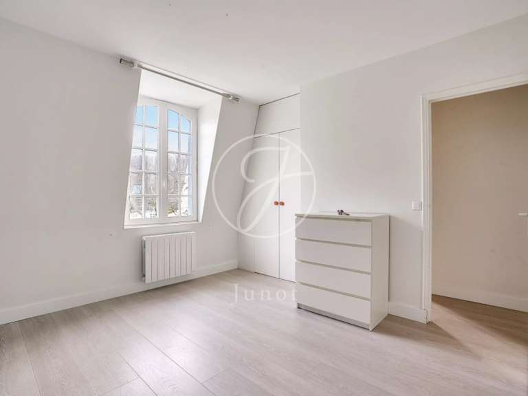 Maison L'Étang-la-Ville - 4 chambres - 331m²