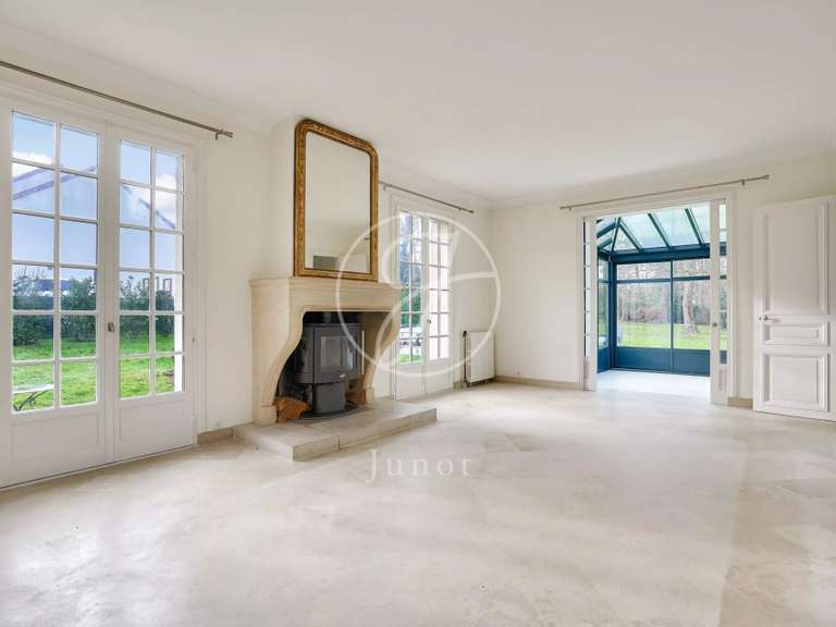 Maison L'Étang-la-Ville - 4 chambres - 331m²