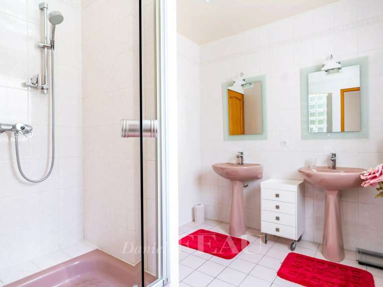 Maison L'Étang-la-Ville - 5 chambres - 380m²