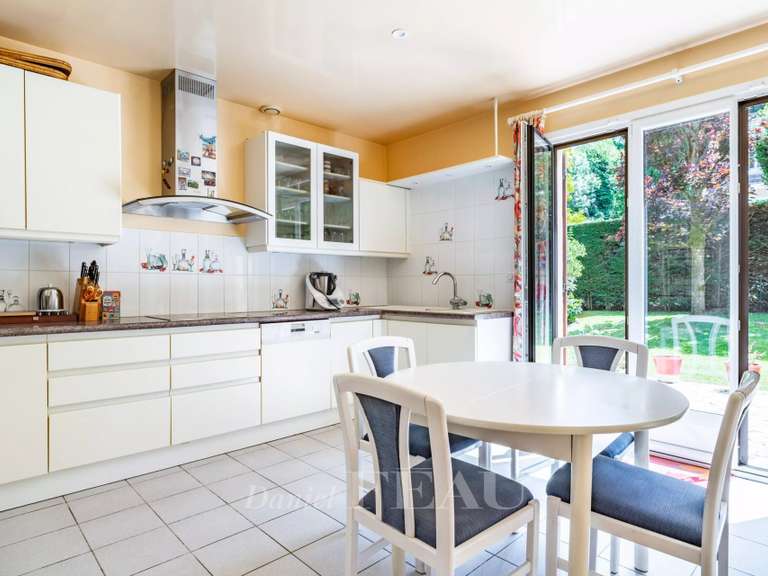 Maison L'Étang-la-Ville - 5 chambres - 380m²