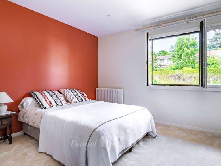 Maison L'Étang-la-Ville - 5 chambres - 380m²