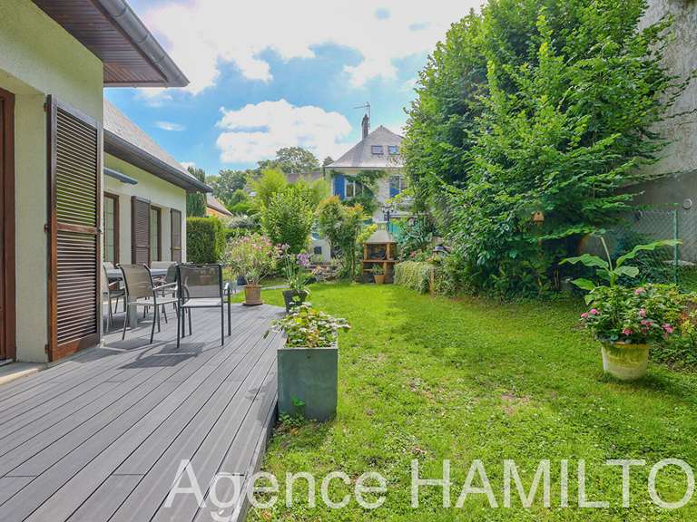 Maison L'Étang-la-Ville - 6 chambres - 250m²