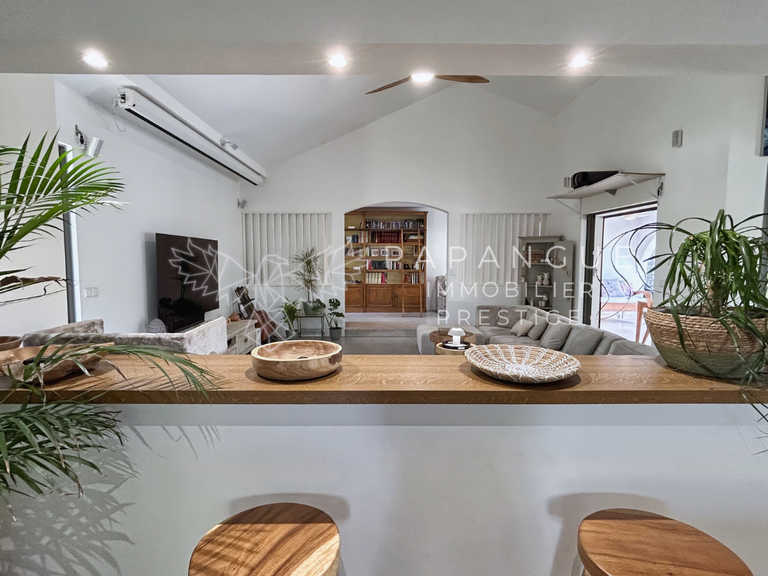 Villa L'etang-sale-les-bains - 3 chambres - 250m²