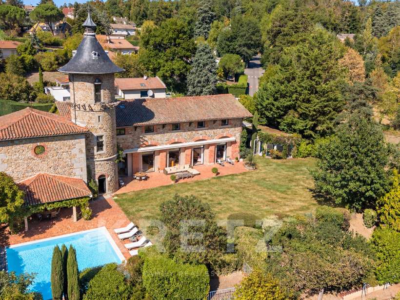 Maison L'Étrat
