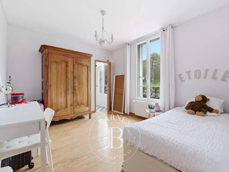 Maison L'Haÿ-les-Roses - 5 chambres - 233m²