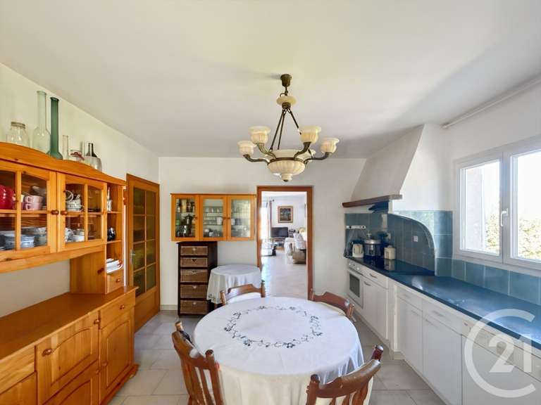 Maison L'Île-Rousse - 6 chambres - 216m²