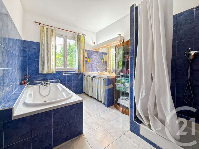 Maison L'Île-Rousse - 6 chambres - 216m²