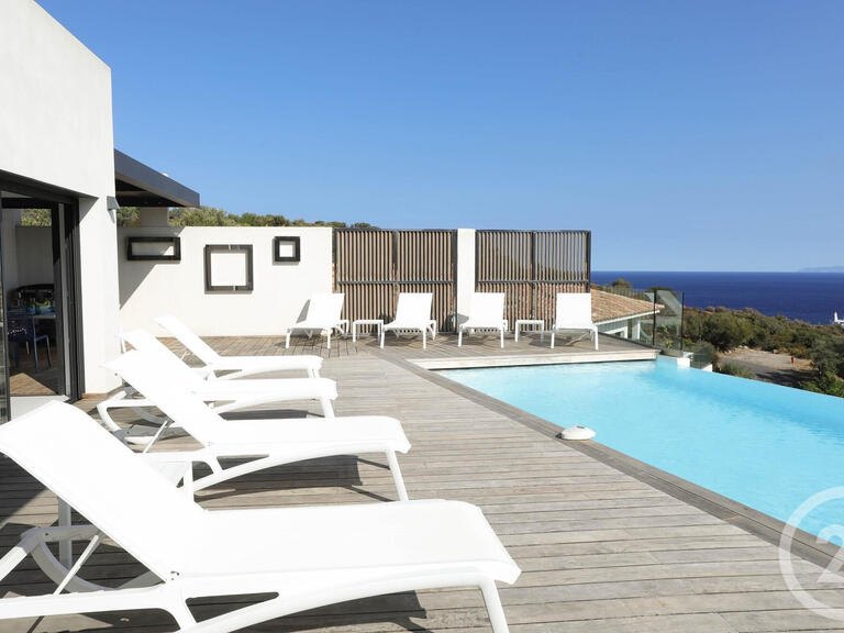 Maison L'Île-Rousse - 5 chambres - 390m²