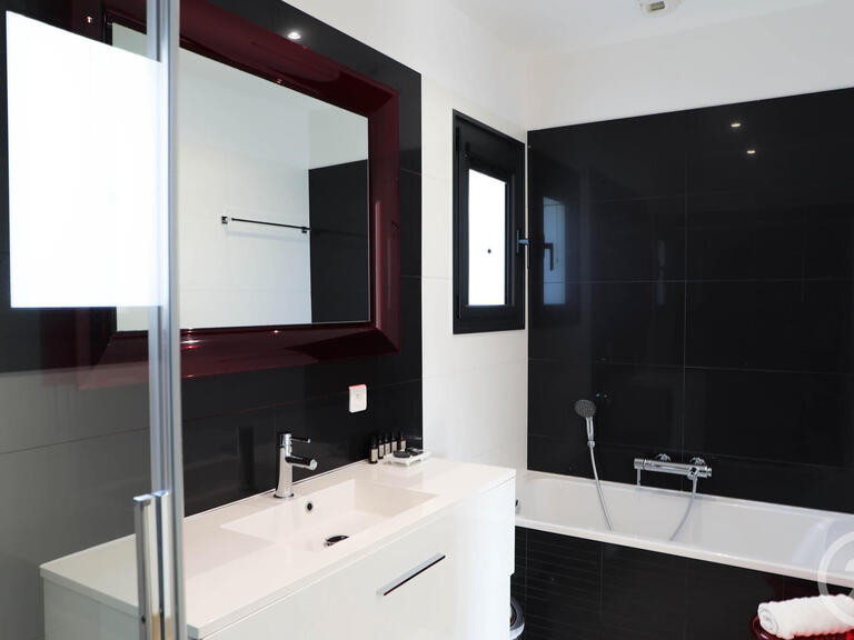 Maison L'Île-Rousse - 5 chambres - 390m²
