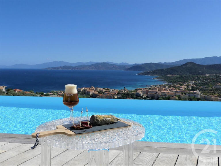 Maison L'Île-Rousse - 5 chambres - 390m²