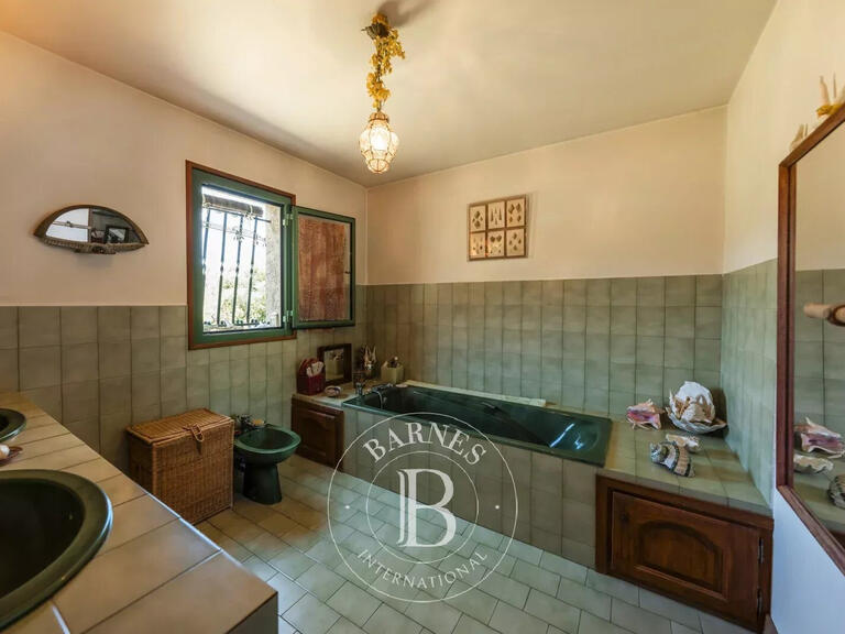 Maison L'Île-Rousse - 3 chambres - 157m²
