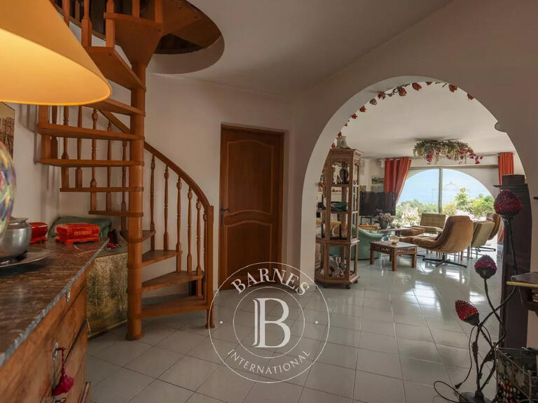 Maison L'Île-Rousse - 3 chambres - 157m²