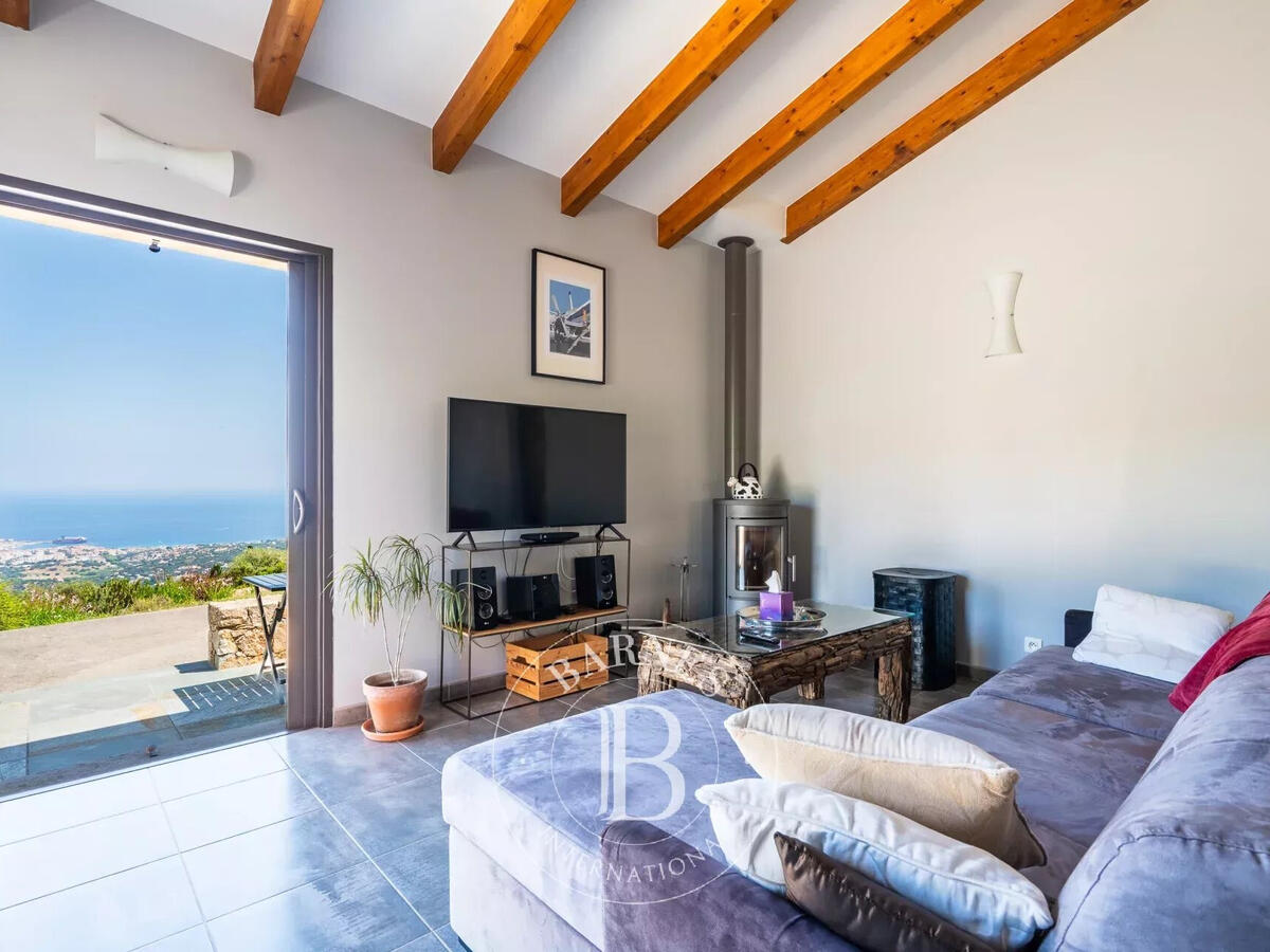 Maison L'Île-Rousse
