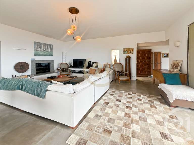 Maison L'Île-Rousse - 5 chambres - 344m²