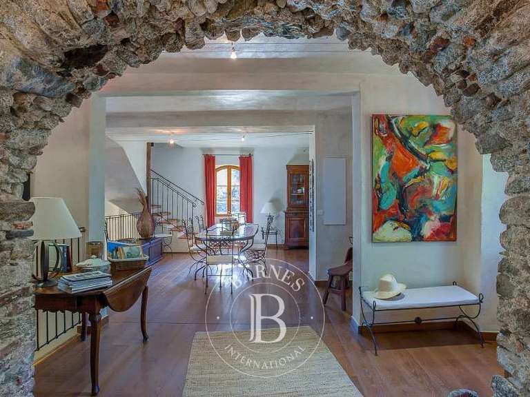 Villa L'Île-Rousse - 7 bedrooms - 300m²