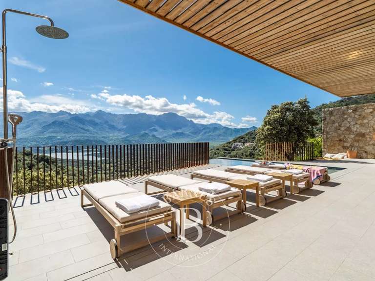 Villa L'Île-Rousse - 4 chambres - 150m²