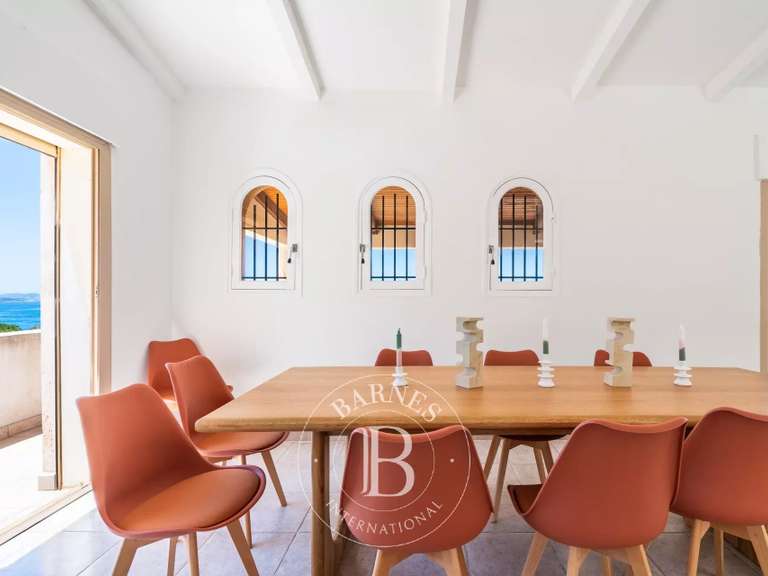 Villa L'Île-Rousse - 6 chambres - 247m²