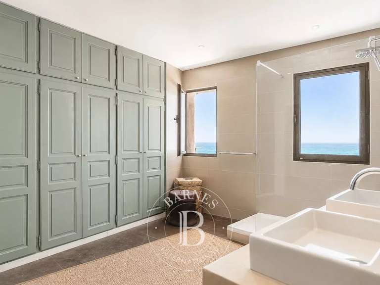 Villa with Sea view L'Île-Rousse - 4 bedrooms - 194m²
