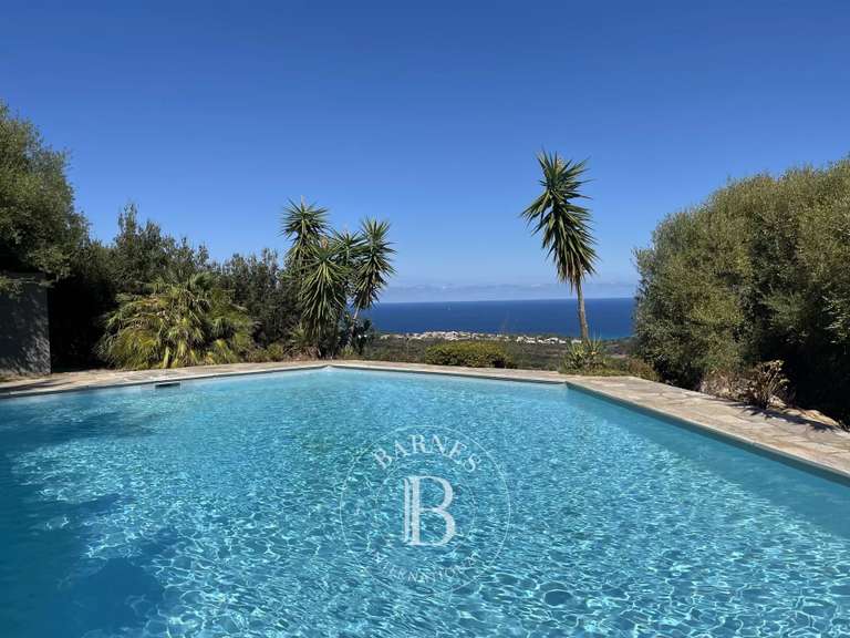 Villa L'Île-Rousse - 5 chambres - 242m²