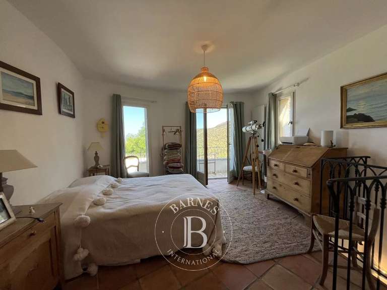 Villa L'Île-Rousse - 5 chambres - 242m²