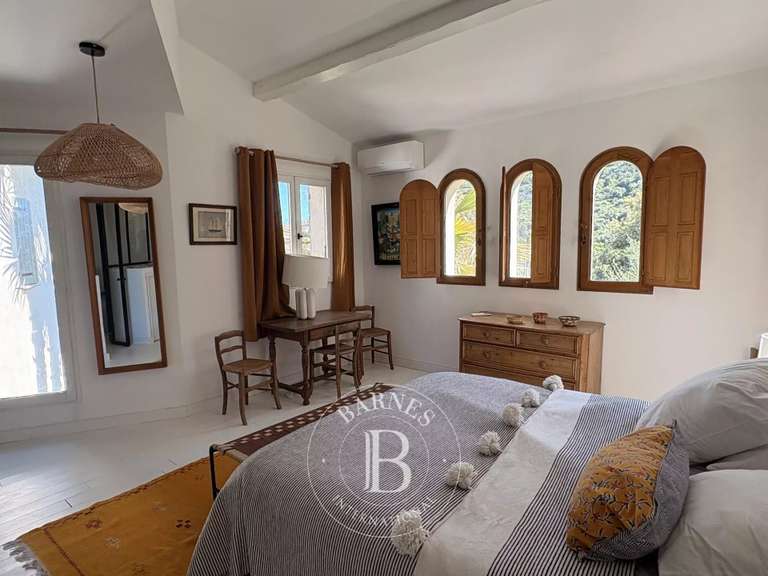 Villa L'Île-Rousse - 5 chambres - 242m²