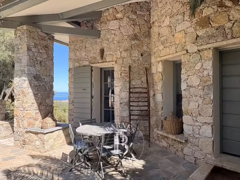 Villa L'Île-Rousse - 5 chambres - 242m²
