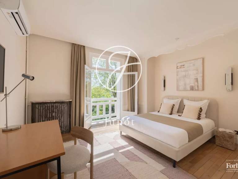 Villa L'Isle-Adam - 12 chambres - 439m²