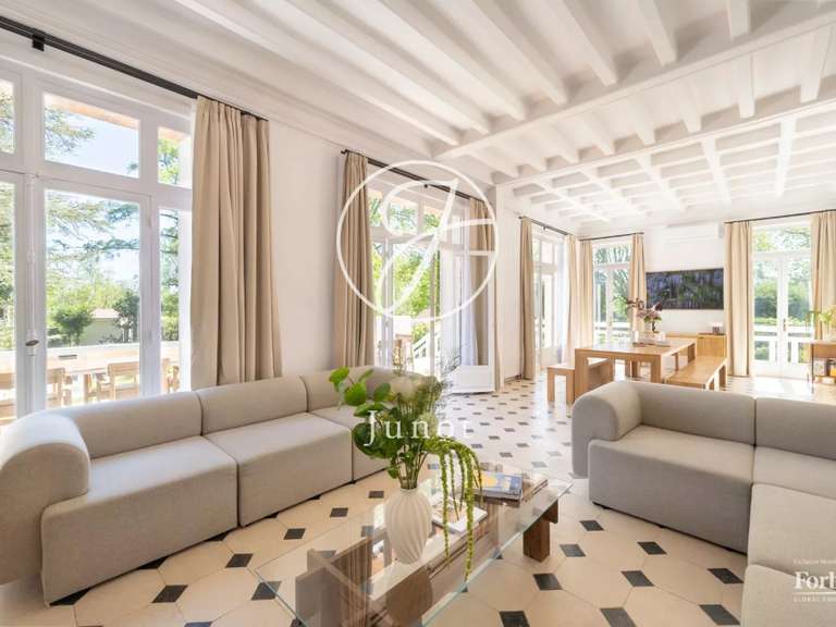 Villa L'Isle-Adam - 12 chambres - 439m²