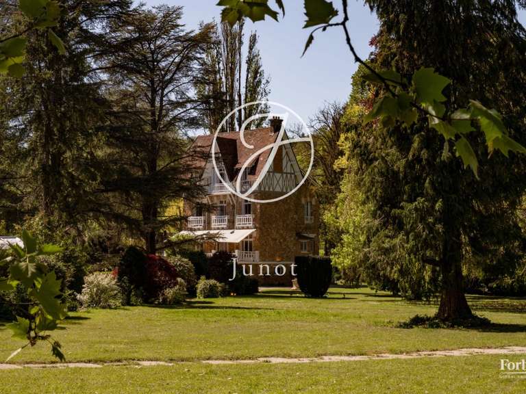 Villa L'Isle-Adam - 12 chambres - 439m²