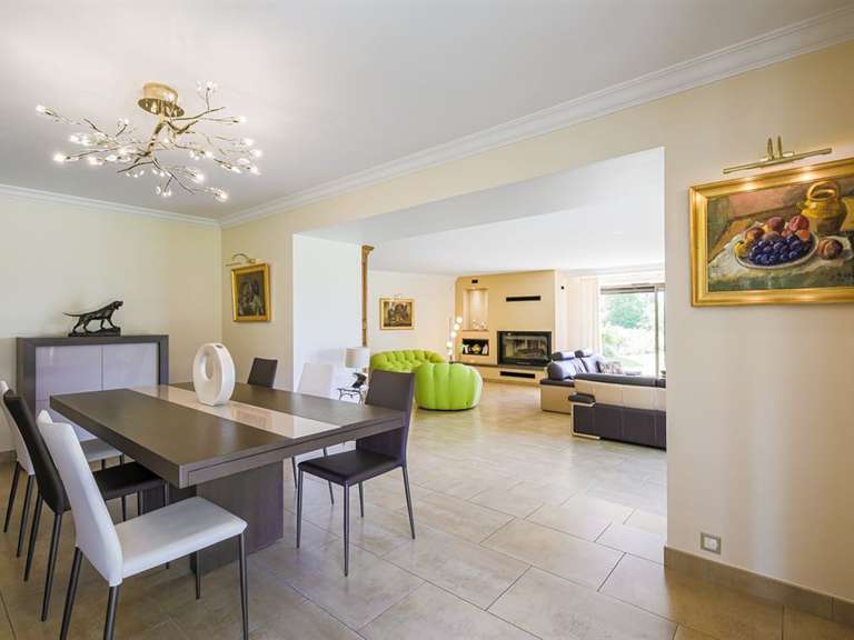 Maison L'Isle-d'Abeau - 5 chambres - 415m²