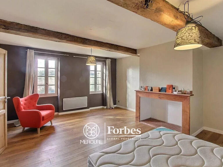 House L'Isle-Jourdain - 4 bedrooms - 260m²
