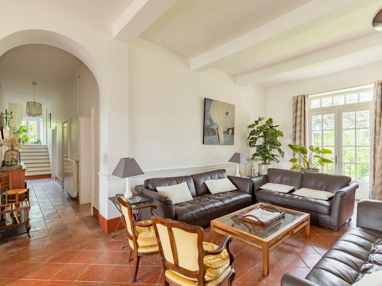 Maison L'Isle-Jourdain - 4 chambres - 241m²