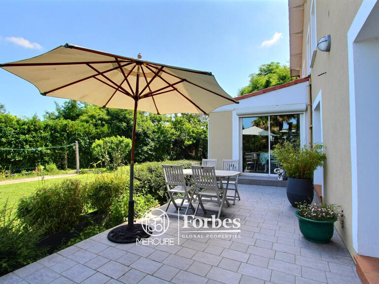 Property L'Isle-Jourdain - 5 bedrooms - 250m²