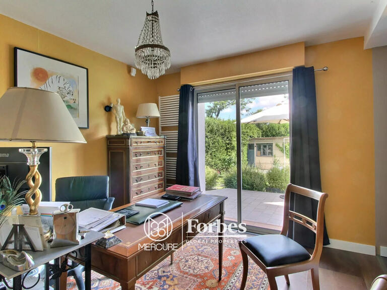 Property L'Isle-Jourdain - 5 bedrooms - 250m²
