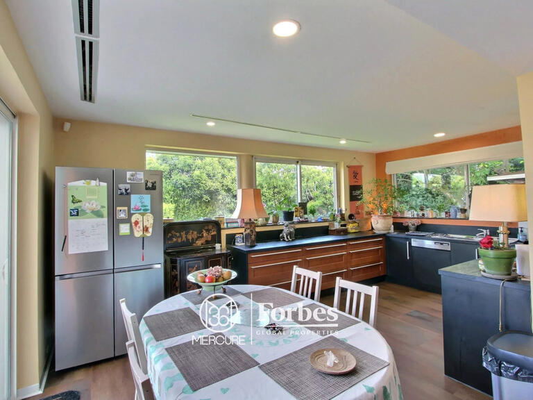 Property L'Isle-Jourdain - 5 bedrooms - 250m²