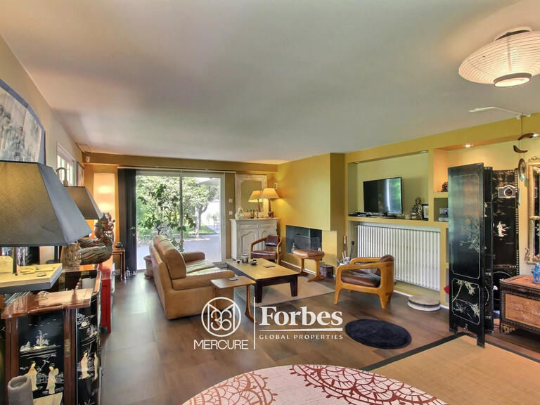 Property L'Isle-Jourdain - 5 bedrooms - 250m²