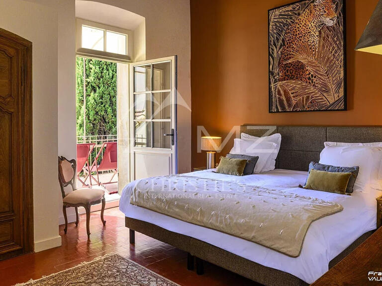Apartment L'Isle-sur-la-Sorgue - 340m²